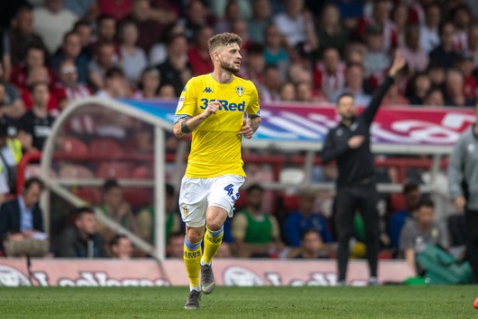 Leeds United extend partnership with 32Red