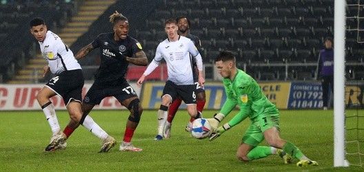 Brentford v Swansea City