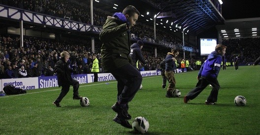 Ball boys goodison