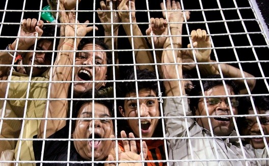 Indian football fans
